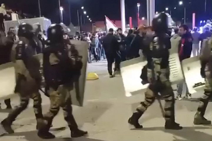 Fotó: AFP/@askrasul/Telegram Választhatnak a dagesztáni lincselők: börtön vagy frontszolgálat