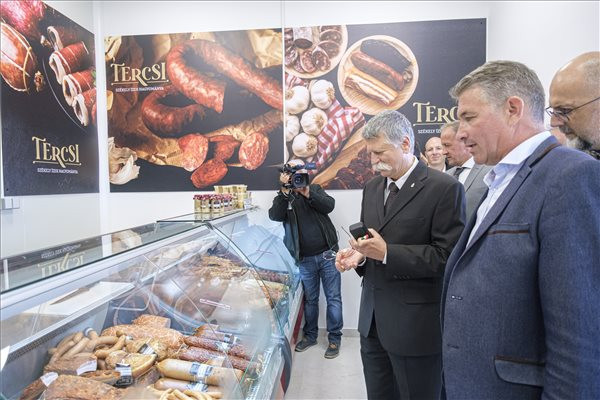 Fotó: MTI/Veres Nándor Kövér László: erősíteni kell a szülőföld gazdaságilag megtartó erejét