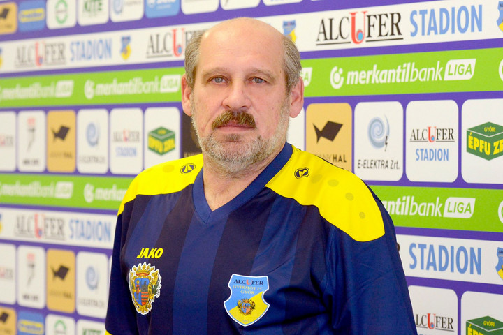 Fotó: Facebook/Gyirmót FC Győr hivatalos oldala Csapatra vár Hannich Péter, akinek Verebes mágus után Arsene Wenger is volt a mestere – INTERJÚ