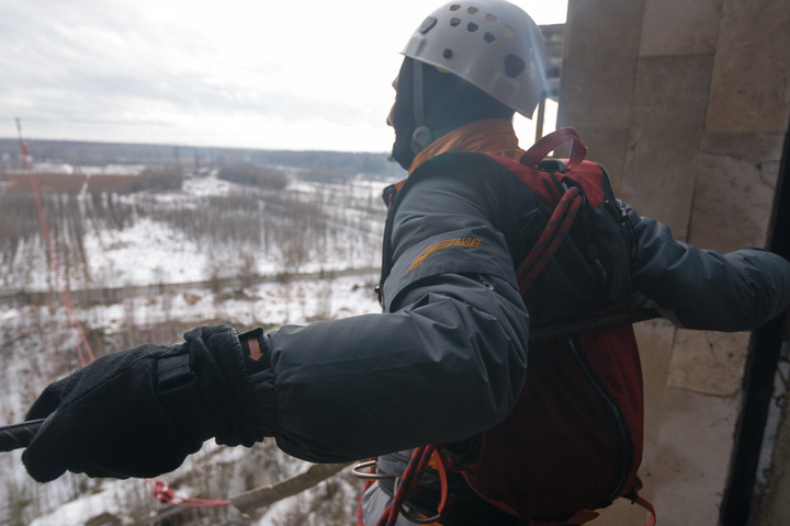 Fotó: Northfoto Egy nap alatt 941 ugrással döntötte meg egy férfi a bungee jumping-rekordot