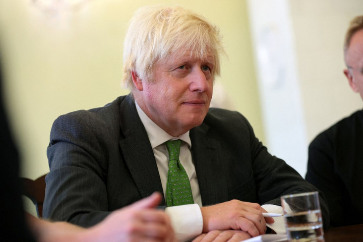 Televíziós műsorvezetőként folytatja Boris Johnson