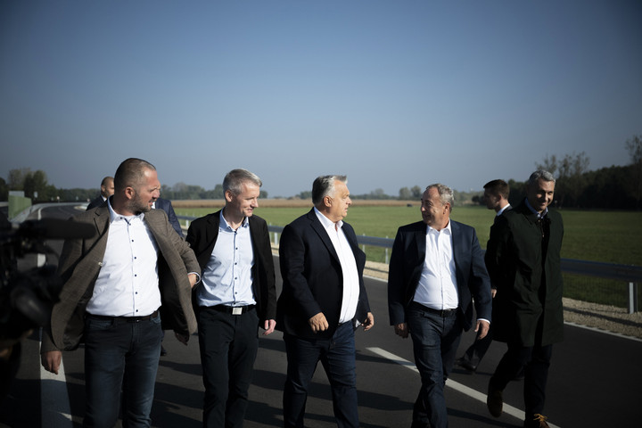 Fotó: MTI/Miniszterelnöki Sajtóiroda/Benko Vivien Cher Orbán Viktor: Magyarországnak a saját útját kell járnia