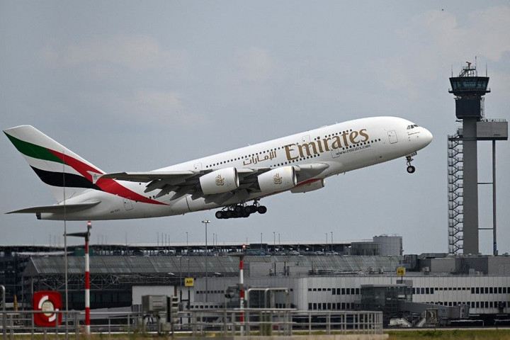 Fenntartható üzemanyaggal fognak közlekedni az Emirates járatai