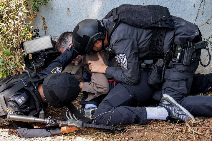 Fotó: AFP/Menahem Kahana ENSZ-szakértők elítélték a Hamász „szörnyű bűnöket” és Izrael „kollektív büntetését” Gázában