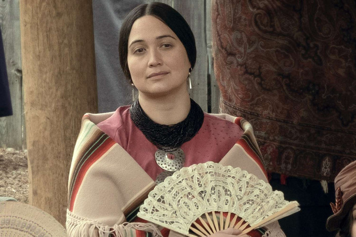 Megigézi a kritikusokat Lily Gladstone nézése
