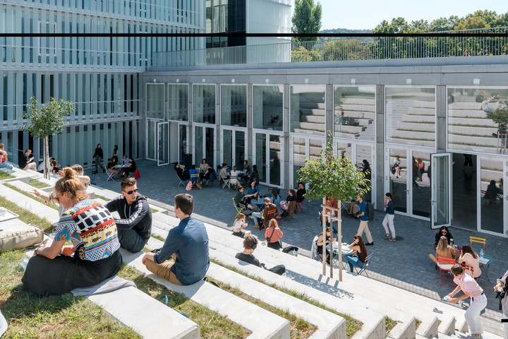Fotó: Facebook/MOME Budapest Rendhagyó campustúrákkal és tárlatvezetésekkel nyílt napot tart a MOME novemberben