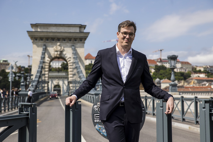 Fotó: MH archív/Purger Tamás Kehi: tisztázatlan pénzmozgások a Lánchíd-felújítás kapcsán