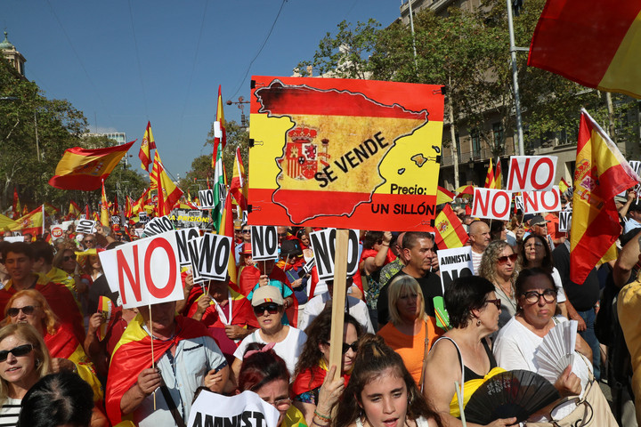 Fotó: NurPhoto via AFP/Urbanandsport Több tízezren tüntettek Barcelonában a katalán függetlenségi vezetők amnesztiája ellen