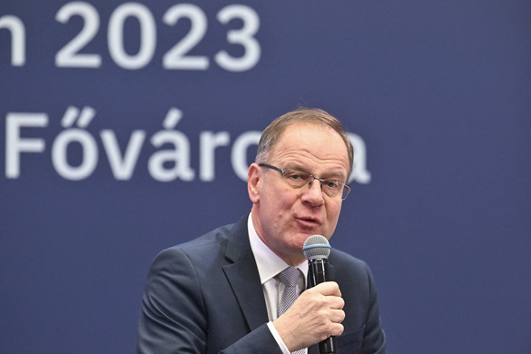 Navracsics Tibor: A demokráciát másként értelmezik az egyes nemzetek