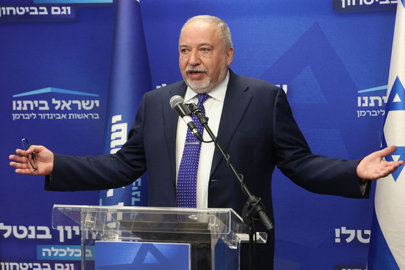 Avigdor Liberman izraeli ellenzéki politikus belép az egységkormányba