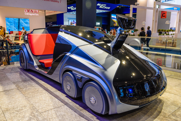 Elgázolták a nőt, majd ráparkolt egy robottaxi