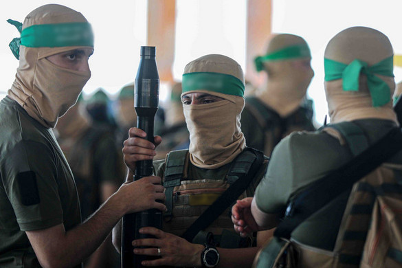 Ezekkel fegyverekkel voltak felszerelve az Izraelt lerohanó Hamász terroristái