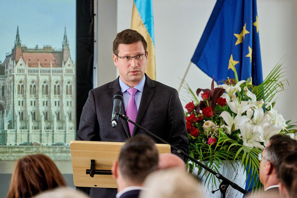 Gulyás Gergely: A 21. századot a nemzeti összetartozás évszázadává kell tenni