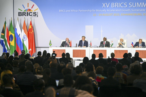 Lavrov: Oroszország üdvözli Argentína döntését a BRICS-csatlakozásról