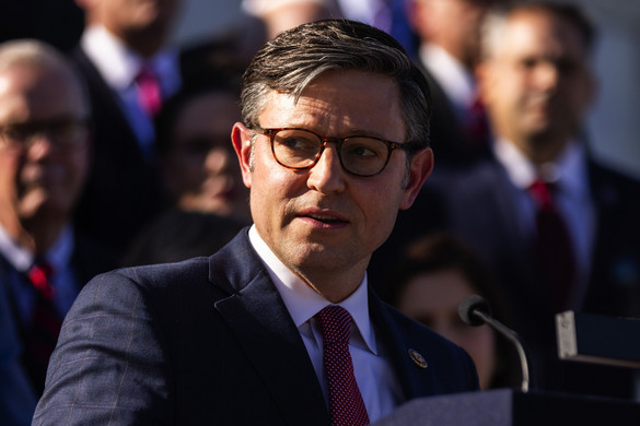 Mike Johnson: Az Ukrajnának és Izraelnek szánt támogatási kérelmet ketté kell választani
