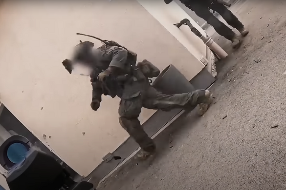 Videón, ahogy lecsap az izraeli elit kommandó