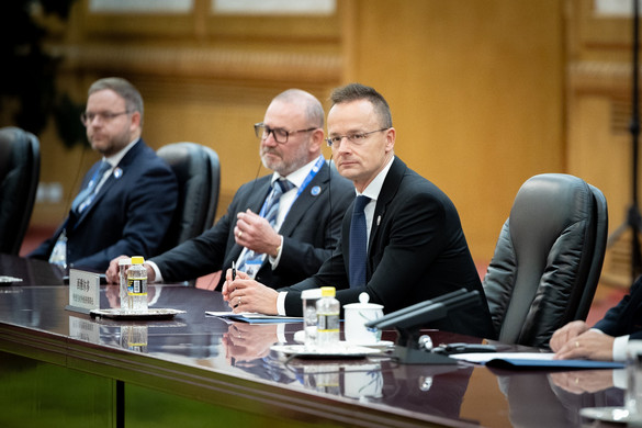 Szijjártó Péter: A magyar–kínai kapcsolatok megerősítése komoly eredményeket hozott gazdaságilag + VIDEÓ
