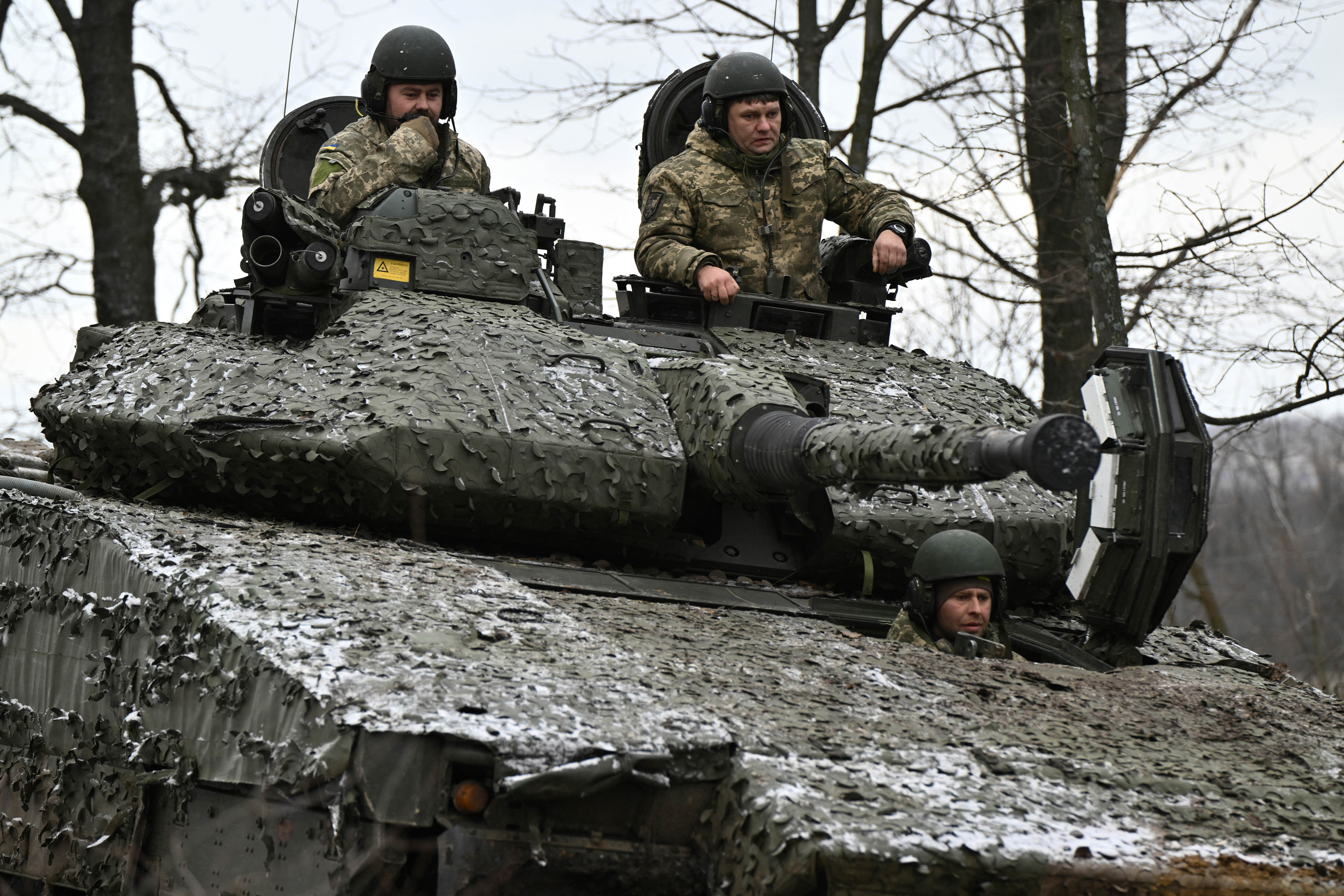 Visszatérnek a frontra az Egyesült Királyságban kiképzett ukrán katonák