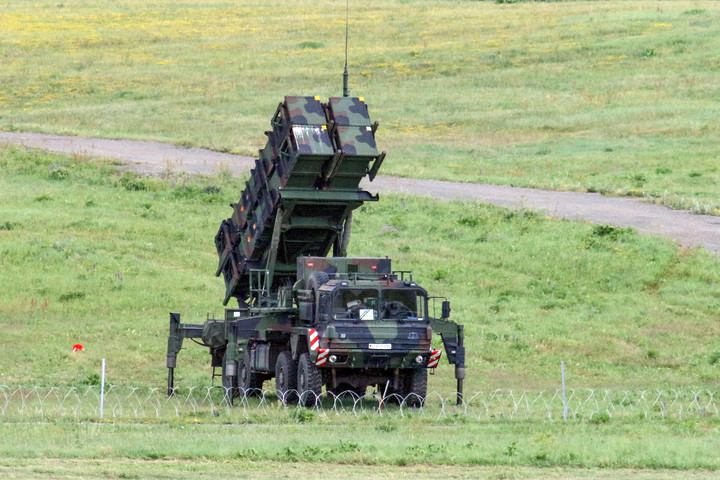 Fotó: AFP/Petras Malukas Németország hazaviszi Lengyelországból a Patriotokat