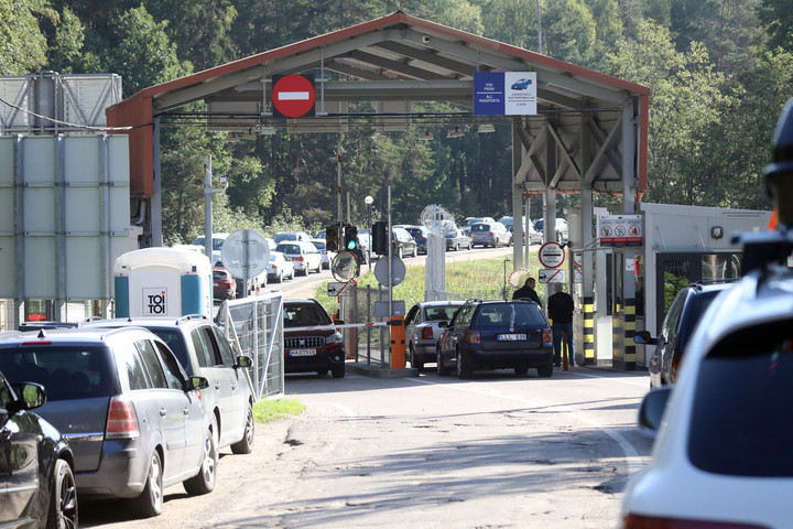 Fotó: AFP/Petras Malukas Litvánia megerősíti Fehéroroszországgal közös határának védelmét