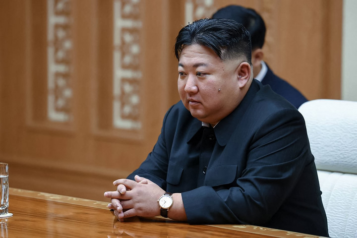 Kim Dzsongun a születésszám csökkenése miatt aggódik