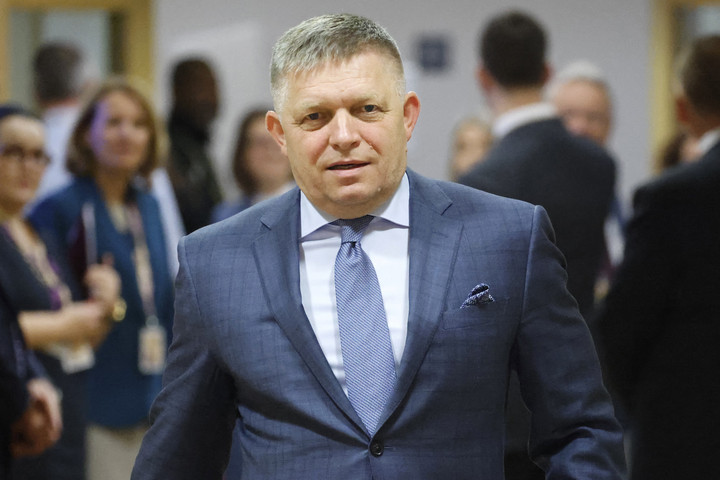 Fotó: AFP/Ludovic Marin Robert Fico: Az unió igazságügyi biztosa célzatosan nem beszélt a szlovák különleges ügyészség megszüntetésének okairól