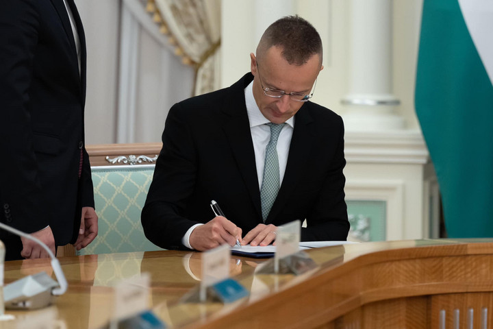 Fotó: Facebook/Szijjártó Péter Sikeres a magyar–kazah együttműködés + VIDEÓ