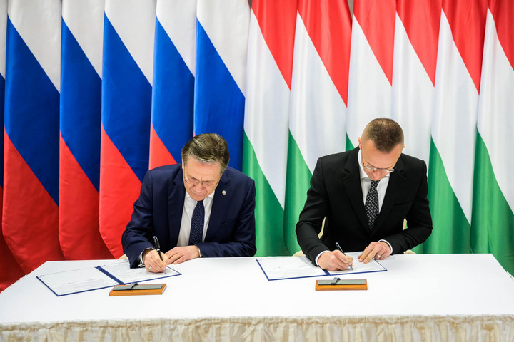 Szijjártó Péter: A paksi bővítés már nem a papírmunkáról, hanem a valódi építkezésről szól + VIDEÓ
