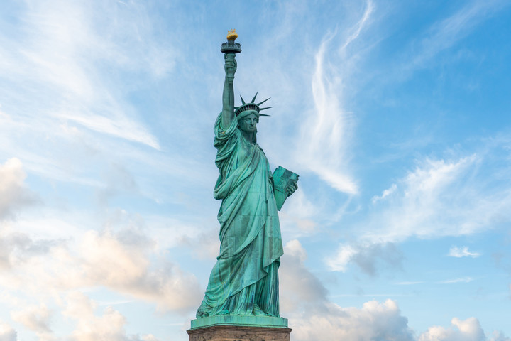 Fotó: NorthFoto Fél órán keresztül egy hatalmas magyar zászló lobogott a New York-i Szabadság szobron