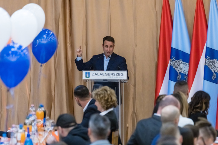 Dömötör Csaba: Minden eszközzel megvédjük a nemzeti szuverenitást