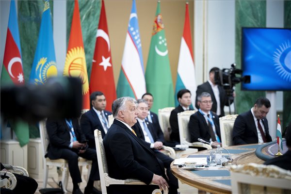 Orbán Viktor: Az európai politikát súlyos kihívások uralják + VIDEÓ