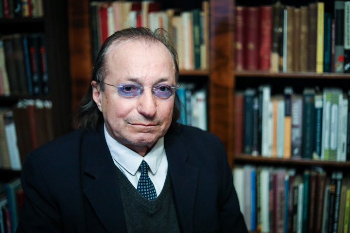 Szerencsés Károly estje a Jókai Anna Szalonban