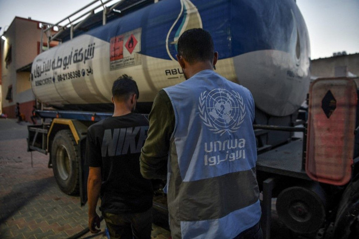 Fotó: Anadolu Agency via AFP/Abed Zagout Borrell: Az UNRWA-nak folytatnia kell munkáját Gázában