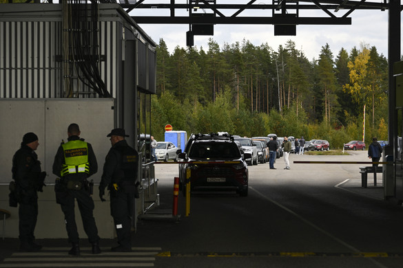 Finnország lezárja négy átkelőjét az orosz határon