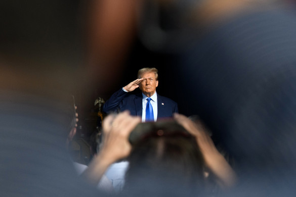 Trump: „Észrevettétek? Már nem beszélnek Ukrajnáról. Mert nem mennek jól a dolgok” + VIDEÓ