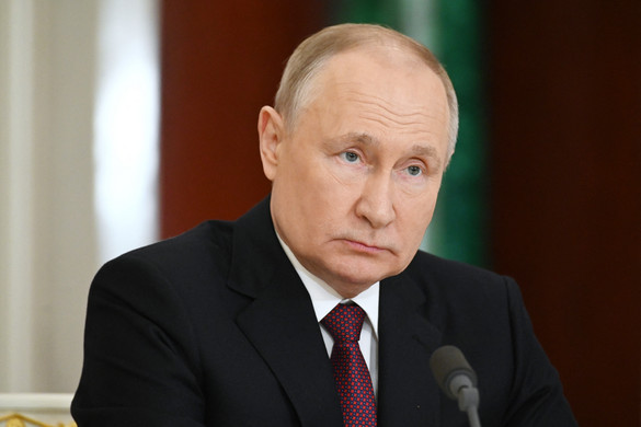 Putyin: Az orosz gazdaság sikeresen leküzdötte függőségét a nyugati technológiáktól