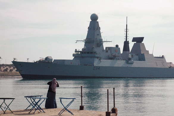 Forrósodik a helyzet: egyik leghalálosabb hadihajójukat mobilizálják a britek Irán elrettentésére