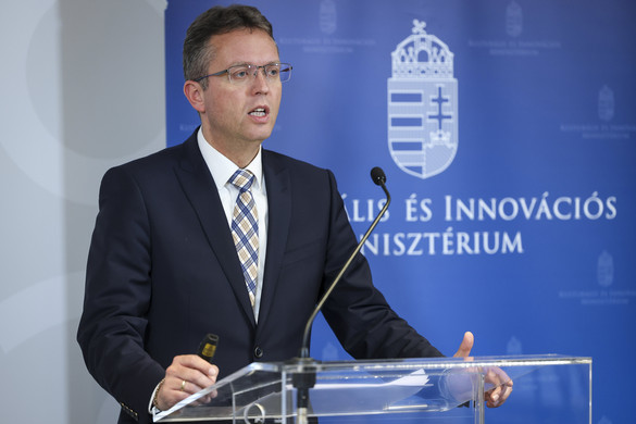 Hankó Balázs: A diploma bérelőnyt jelent a munkaerő-piacon