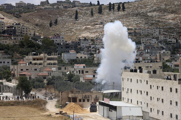 Izareli hatóságok: Iszlamisták pokolgépeket telepítenek az utakra Ciszjordániában