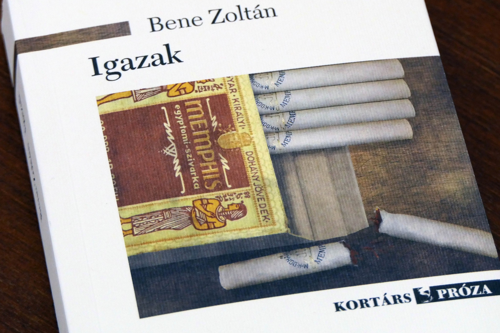 A Memphis cigaretta fontos szerephez jut Bene Zoltán történelmi regényében