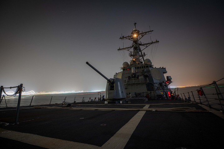 Fotó: AFP/US Department of Defense/Aaron Lau Az Egyesült Államok és az Egyesült Királyság kombinált légi és tengeri csapásokat hajtott végre
