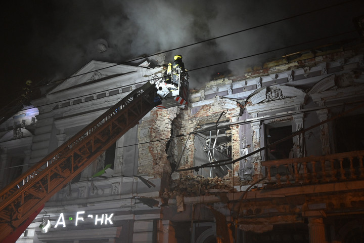 Fotó: AFP/Sergey Bobok Intenzív rakéta- és dróntámadás érte Ukrajna különböző részeit