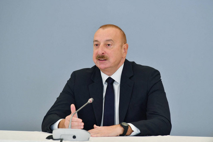 Fotó: AFP/Anadolu/Hando/Presidency of Azerbaijan Ilham Aliyev azeri elnök szerint megteremtődtek a feltételek a békekötéshez Örményországgal