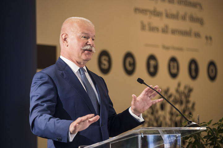 Fotó: Purger Tamás / MH Csák János: Kiállunk a nemzetiségekért