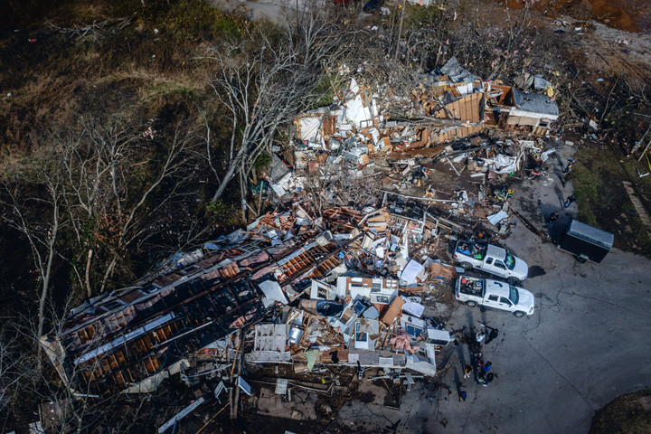 Fotó: Getty Images via AFP/Getty Images North America/Jon Cherry Többen életüket vesztették az Egyesült Államok délkeleti részén végigsöprő tornádókban