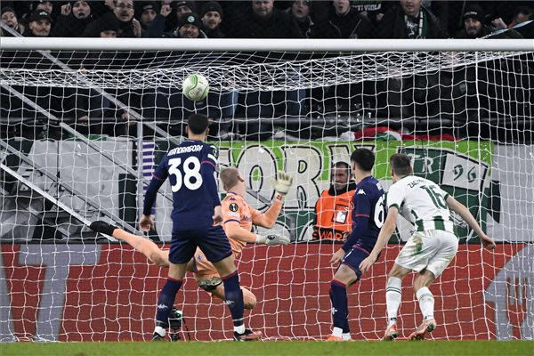 Fotó: MTI/Kovács Tamás EKL: Zachariassen góljával döntetlent játszott, és továbbjutott a Fradi