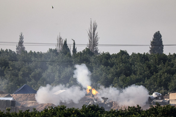 Izrael a Gázai övezet számos pontján harcol a Hamásszal