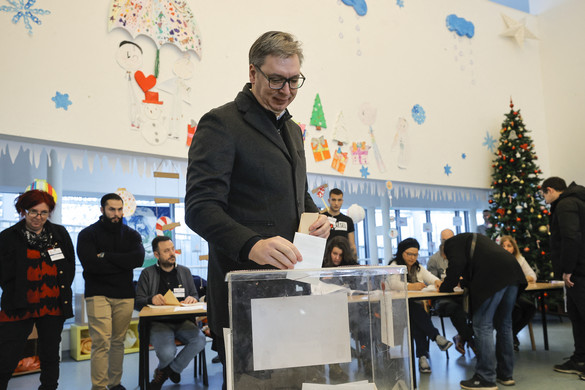 Szerbiai választások – Választási csalásról beszél és tiltakozást jelentett be a baloldali ellenzék