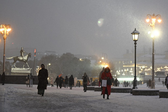 Betakarta a hó az orosz fővárost