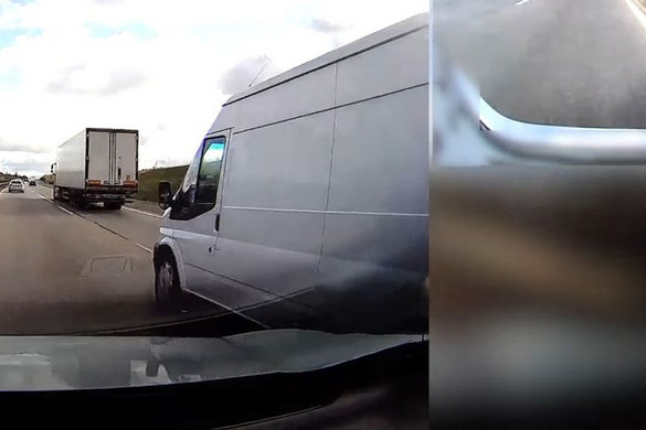 A semmiért állt bosszút egy furgonos, majdnem baleset lett a vége + VIDEÓ